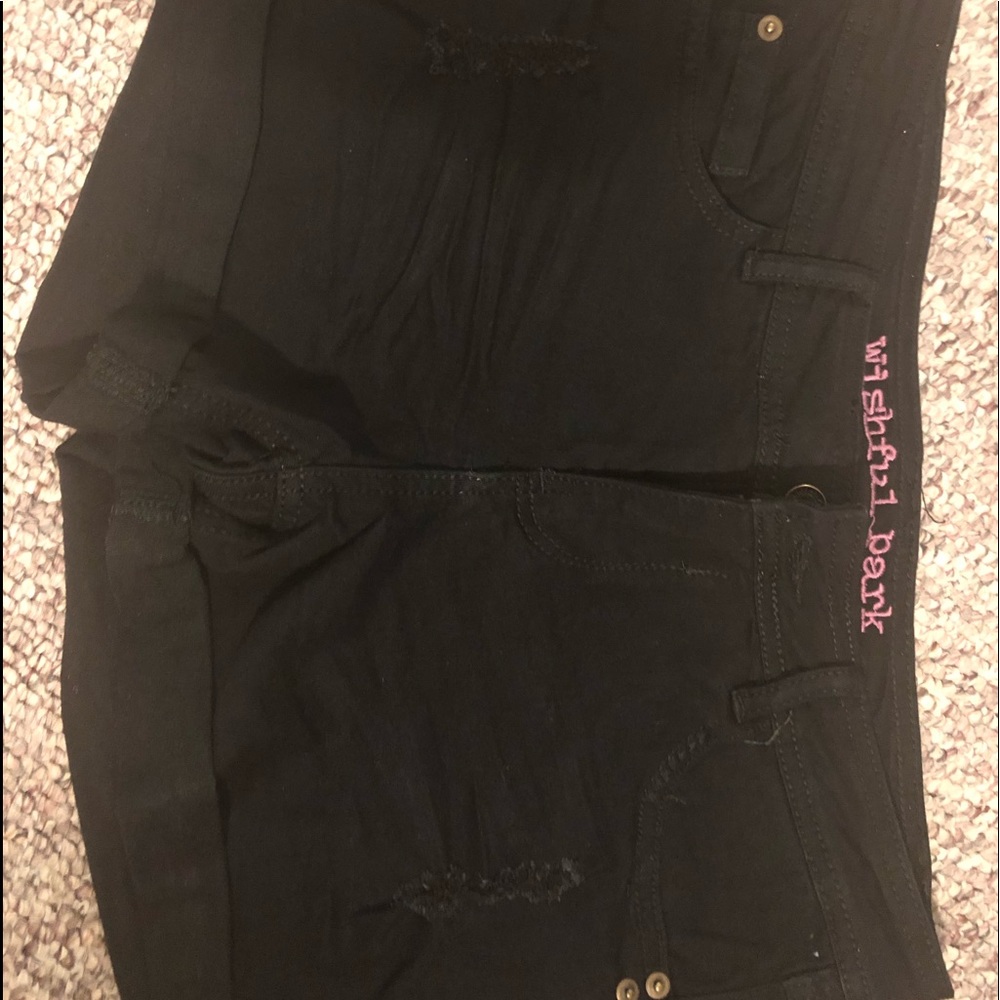 NWOT Wishful Park size 11 black jean shorts